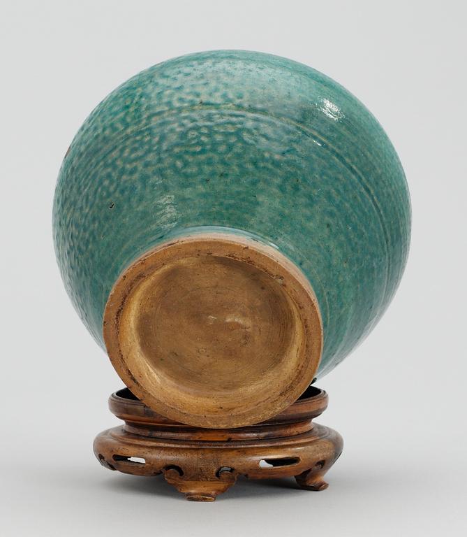 A turkoise glazed jar, Ming dynasty.