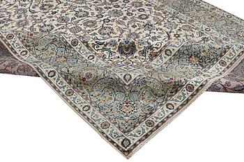 A carpet, Kashan, c. 400 x 280 cm.