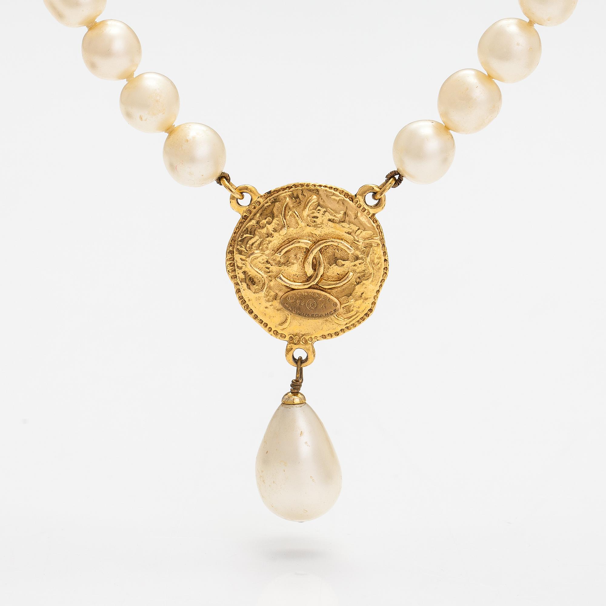 Metall pearl necklace deals