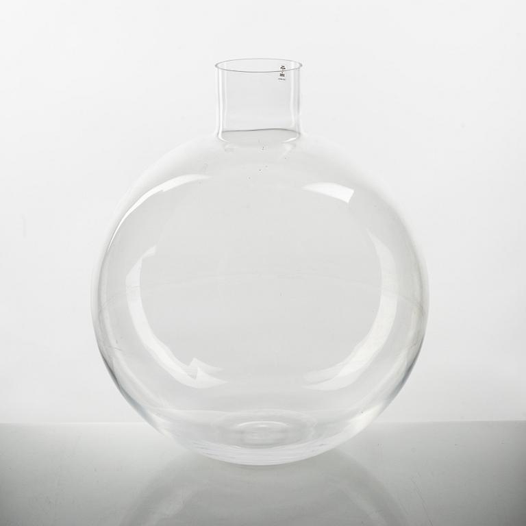Carina Seth Andersson, a 'Pallo' glass vase, Skruf.