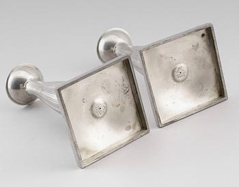 LJUSSTAKAR, 1 par, tenn, Just Andersen, Danmark, 1900-talets första hälft.