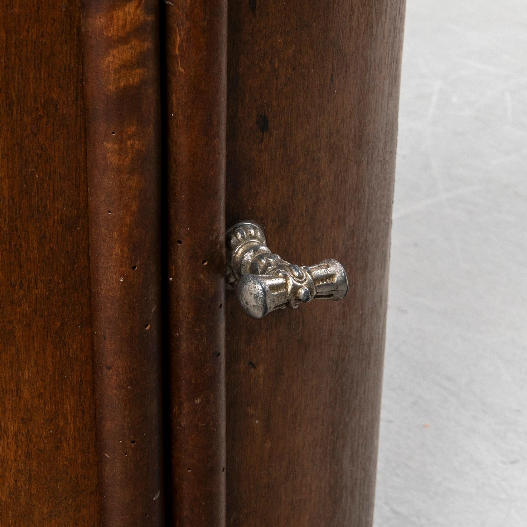 Cabinet, early 20th century.