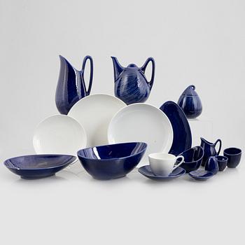 Hertha Bengtson, 27 'Blå Eld' service pieces, Rörstrand.