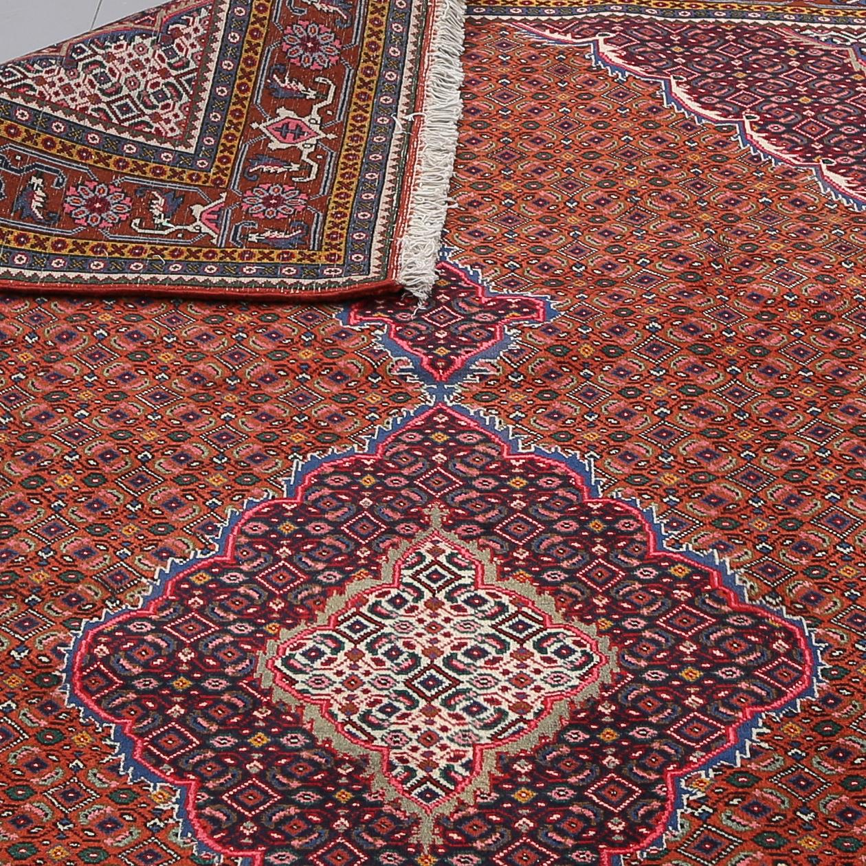 MATTA, Ardebil, ca 287 x 202 cm.
