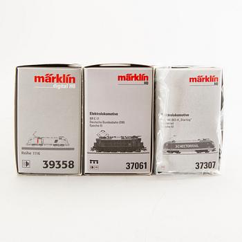 3 Märklin locomotives, 37061, 37307, 39358.
