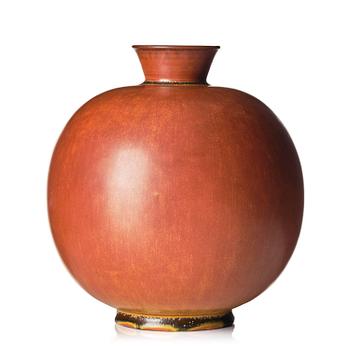 139. Erich & Ingrid Triller, a stoneware vase, Tobo.