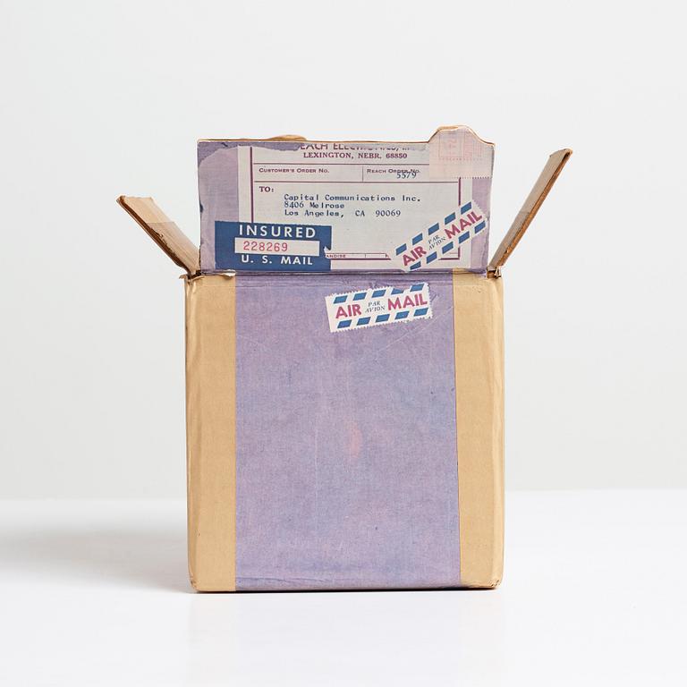 Robert Rauschenberg, "Cardbird Box I".