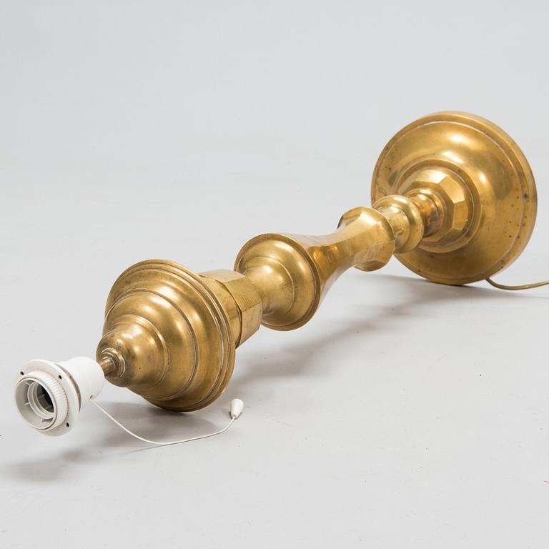 Golvlampa/Lampfot, 1900-talets slut.