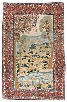 An antique/semi-antique pictoral Kashan rug, ca 215 x 140-144 cm.