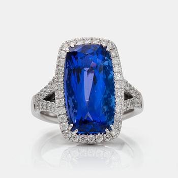 598. RING with Tanzanite 9,82cts and brilliant-cut diamonds 1,08cts, 18K white gold.