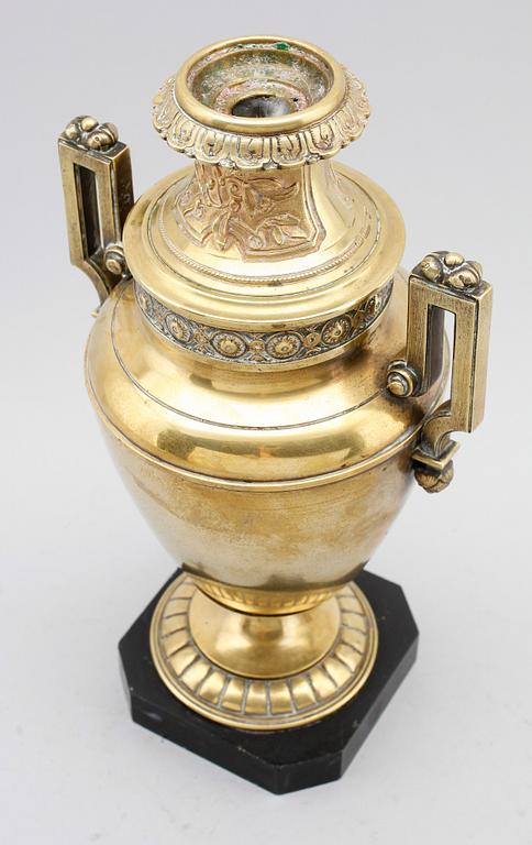URNA, mässing, gustaviansk stil, 1800-tal.