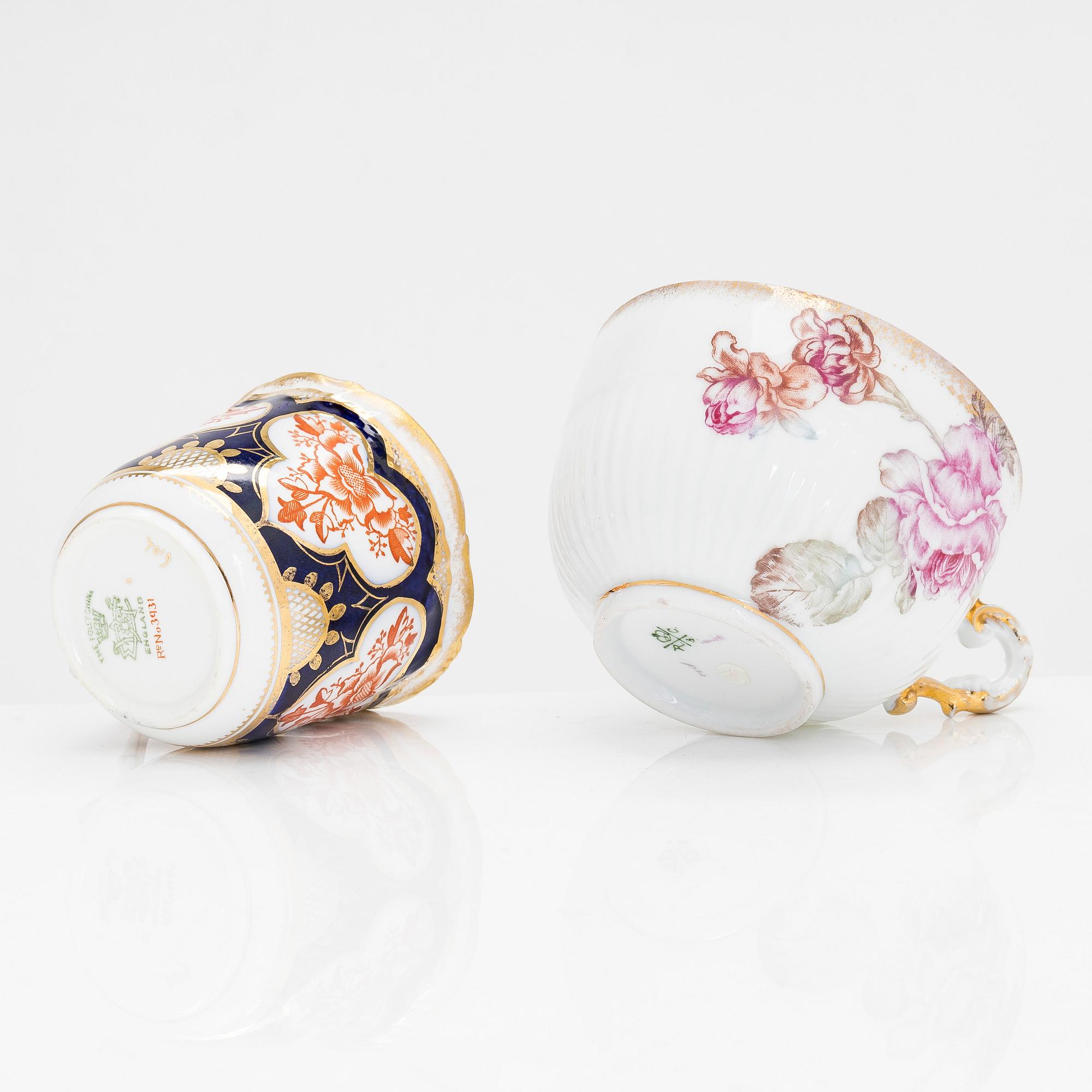 Mustaschkoppar, 24 par, porslin, bla England och Tyskland, 1800 och 1900-tal.