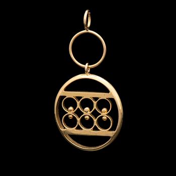 A KAIJA AARIKKA PENDANT, 18K gold. Aarikka 1967.