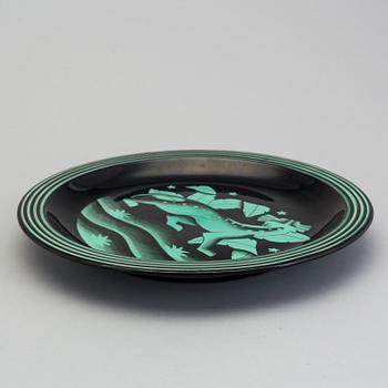 A dish of the "V series", Ilse Claesson for Rörstrand 1930´s.