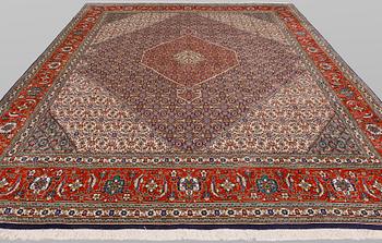 Matta, Täbris sk 40 radj, ca  403 x 308 cm.