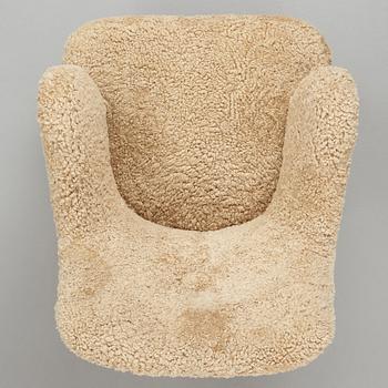 Gustav Axel Berg, a Swedish Modern easy chair for AB G.A. Bergs, 1940's.