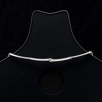 HALSSMYCKE, silver, "Reef" Zoltan Popovits Lapponia, 2010. Vikt 28,8 g.