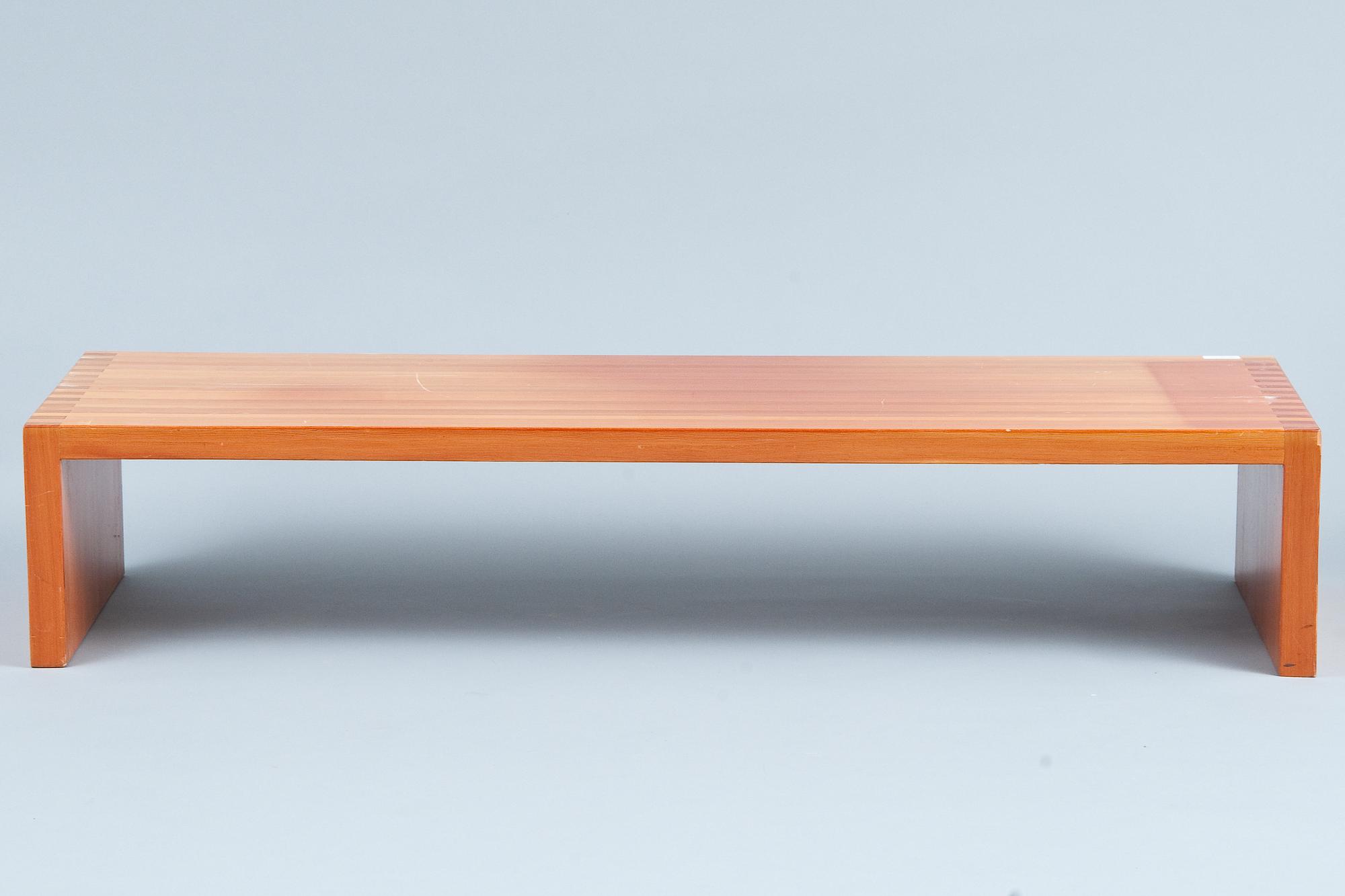 Ilmari Tapiovaara, SIDEBOARD, 3 KPL.