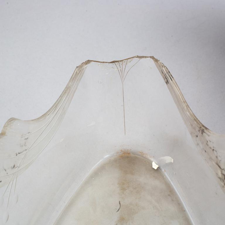 An Art Nouveau early 20th century silver plate jardinière.