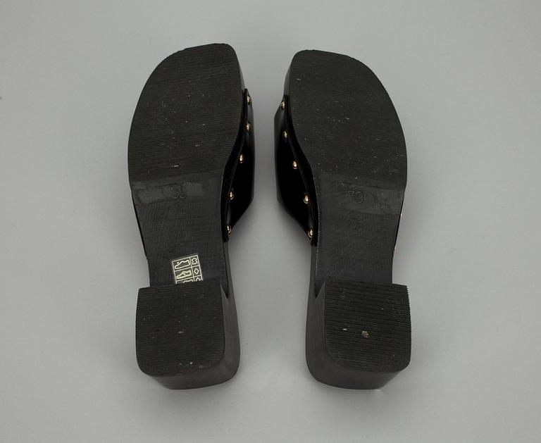 SKOR, sandaler, Gucci.