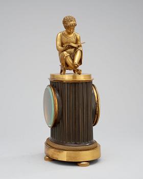 BORDSPENDYL. Frankrike, 1800-talets början. Empire.