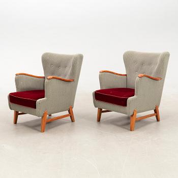 Armchairs, a pair from the 1940s/50s.