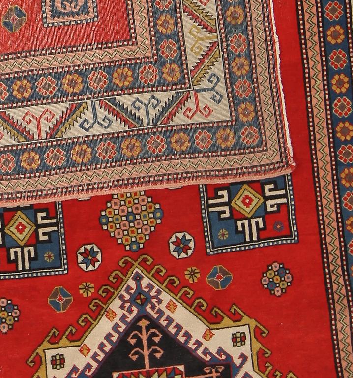 MATTA, orientalisk, old. 240 x 160 cm.