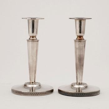 LJUSSTAKAR, ett par, silver, K & Ec, Göteborg, 1972.