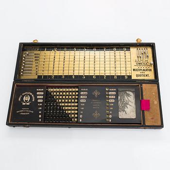 Laskukone, "Omega Calculating Machine", 1900-luvun alku.
