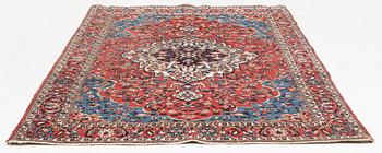 A Bakhtiari carpet, c. 305 x 205 cm.