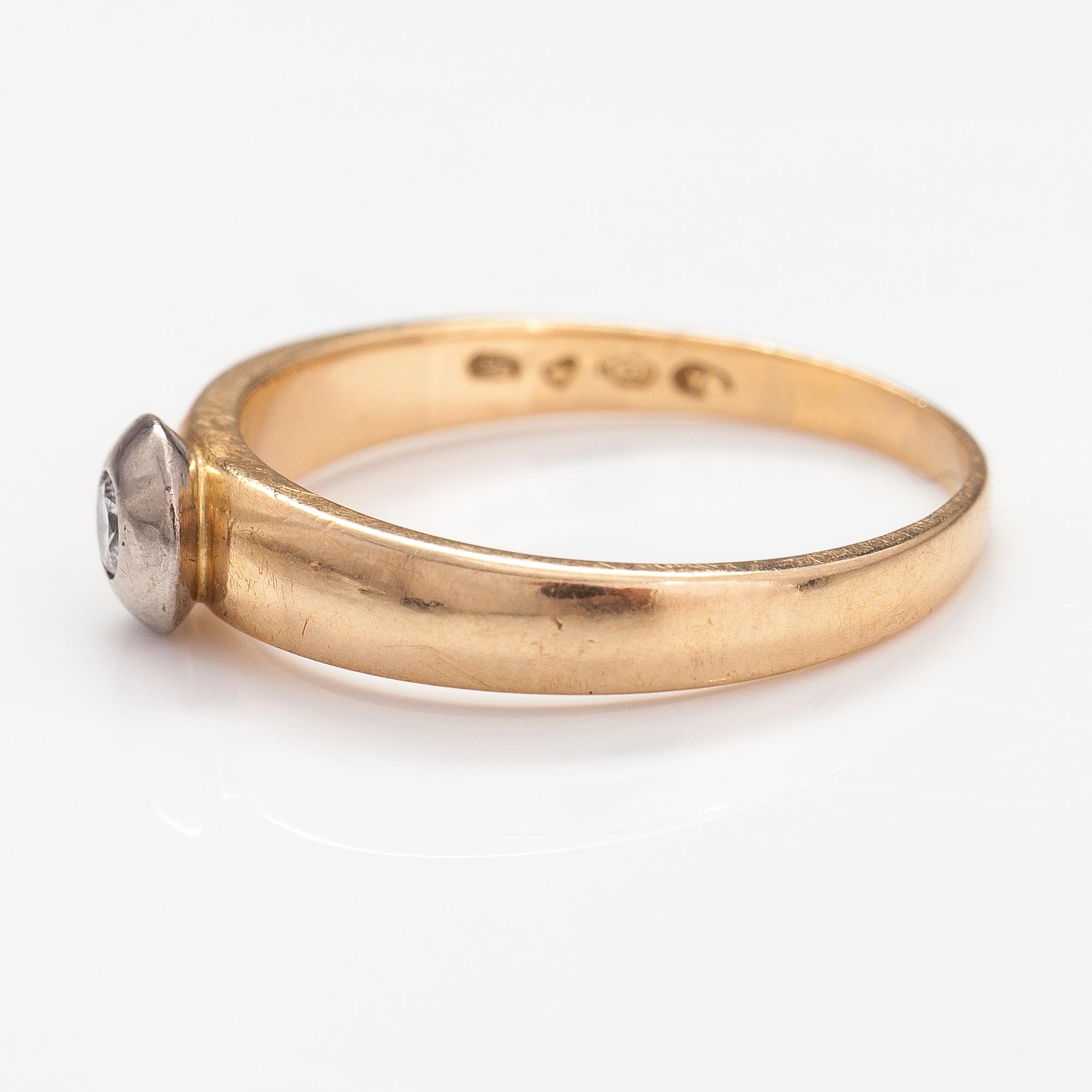 Ring, 18K guld, diamant ca 0.14 ct. Kultakeskus.