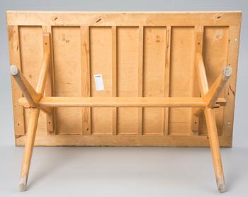 ILMARI TAPIOVAARA, X-JALALLINEN PÖYTÄ. Keravan puuteollisuus, 1940-luku.