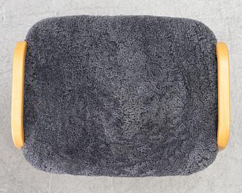 Yngve Ekström, sidobord och fotpall, "Lamino", Swedese, Sweden, 2000-tal.