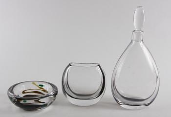 KARAFF, VAS och SKÅL, glas, Vicke Lindstrand, Kosta, sign.