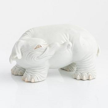A porcelain elephant figurine, Edo, Japan, 1603-1867.