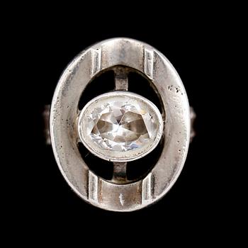 ARMBAND samt RING, silver, med bergkristaller, 1970-tal. Vikt ca 20 gram.