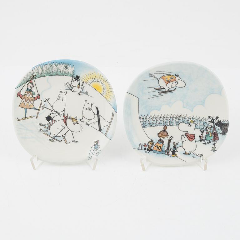 14 porcelain collector's plates, Moomin Characters/Bulls, Arabia, Finland.