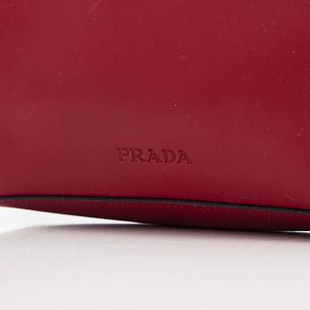 Prada, laukku.