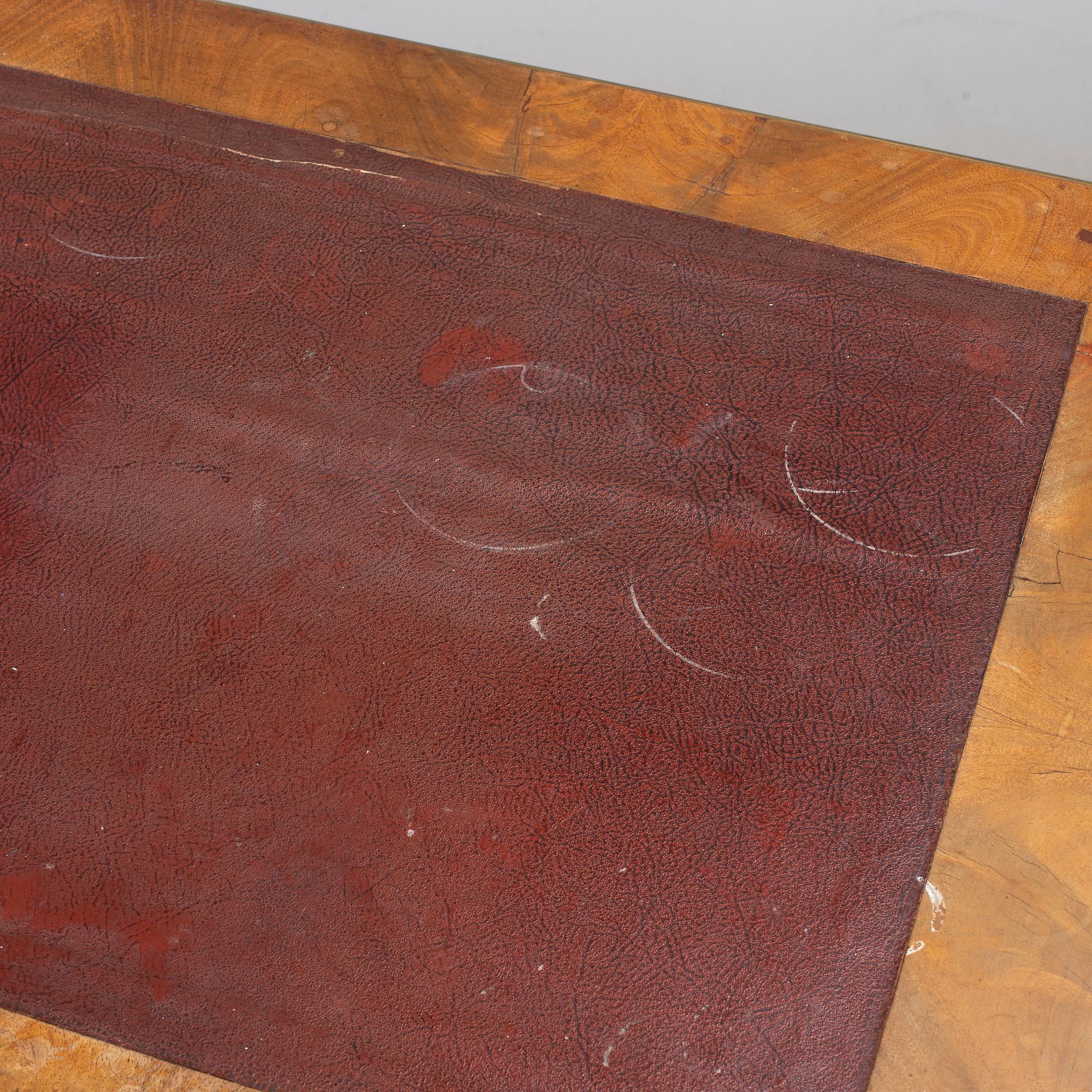 SKRIVBORD, sengustaviansk stil, cirka 1900.