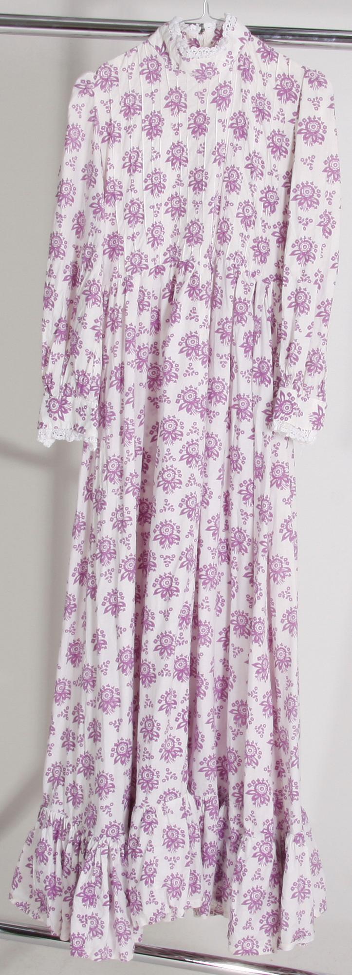 KLÄNNING. Laura Ashley. 1970-tal.