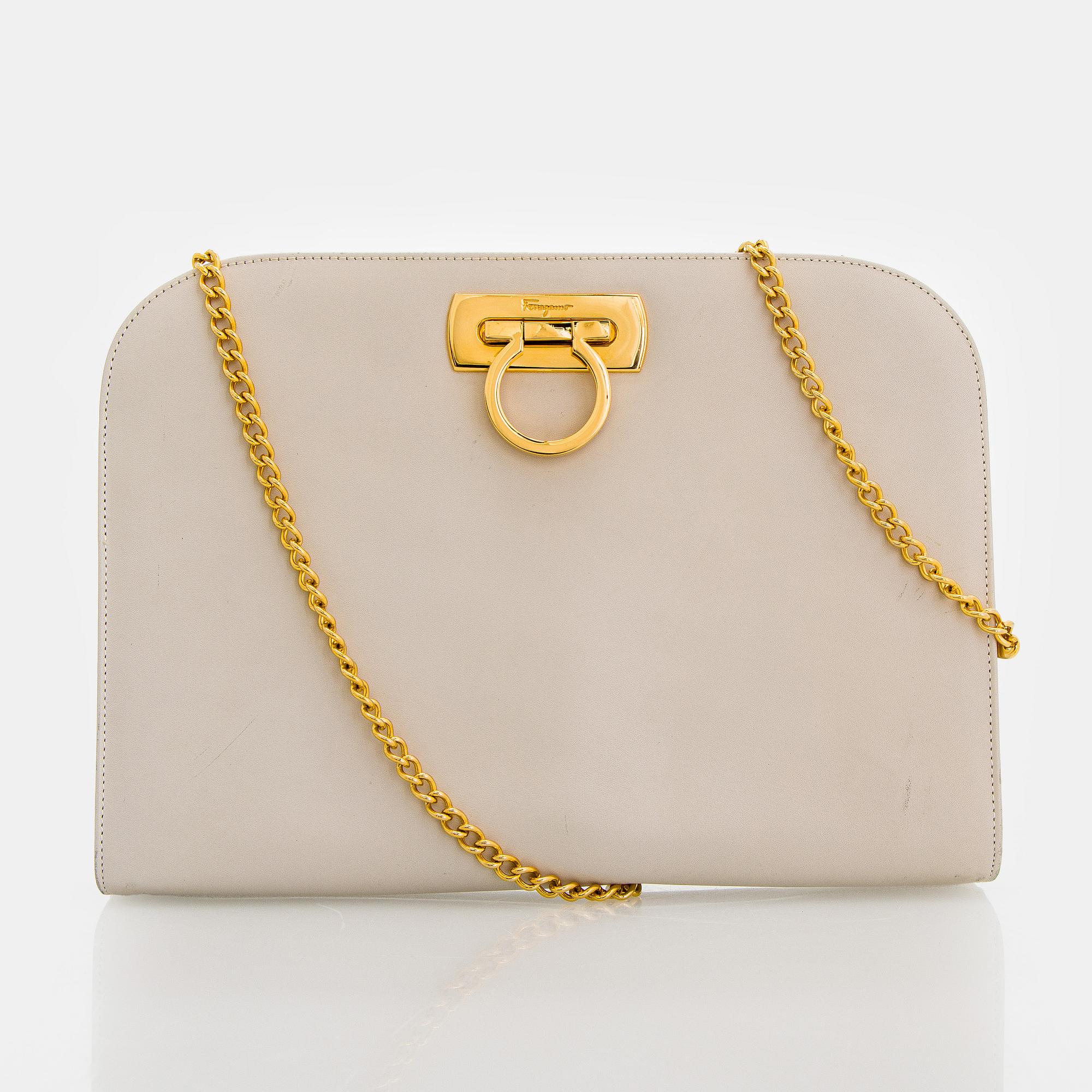 Salvatore Ferragamo, a leather “Gancini”bag.