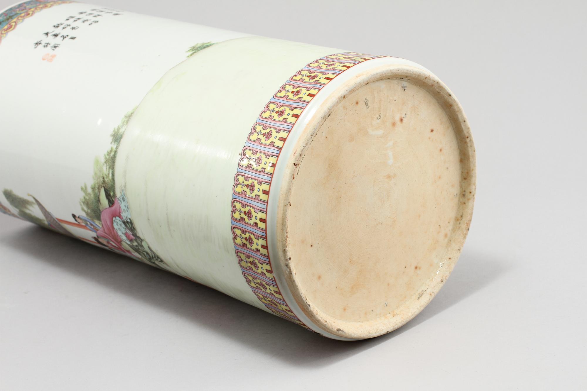 PARAPLYSTÄLL, porslin, Kina, 1900-tal.