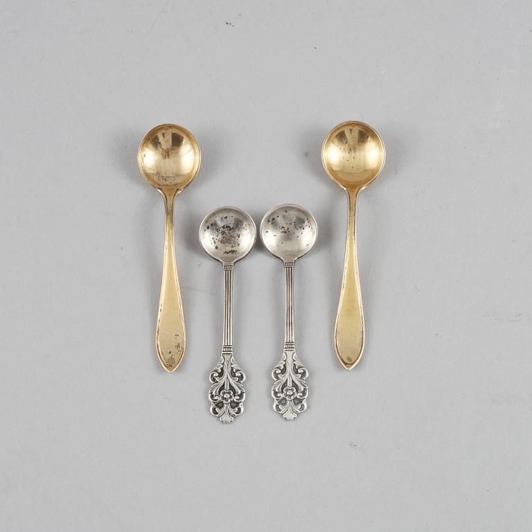 SALTKAR, två par, silver och glas, 1900-tal.