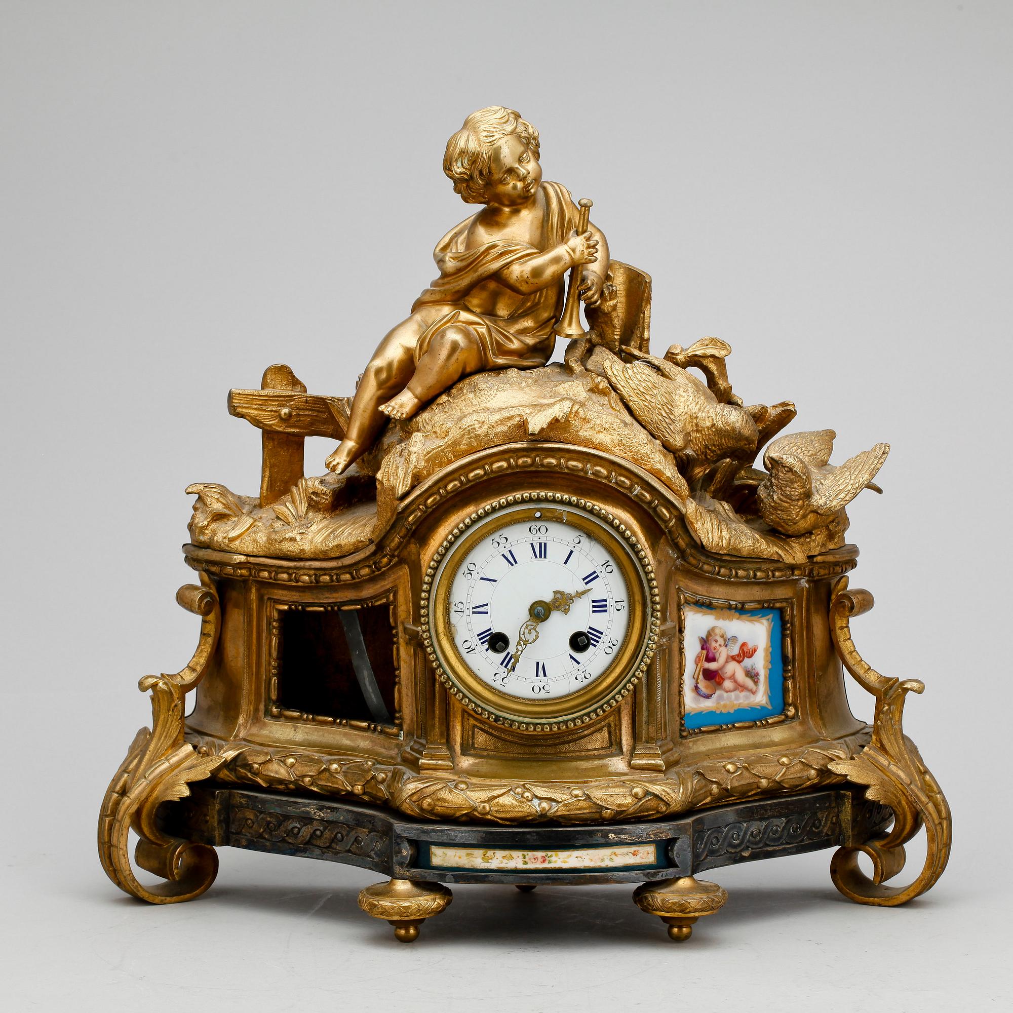 BORDSGARNITYR, 3 delar. Louis XVI-stil, 1800-talets slut.