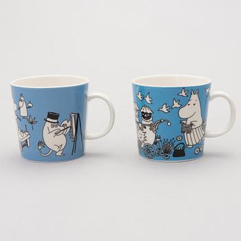 Two Moomin porcelain mugs, Moomin Characters, Arabia, 1990-2002 ...