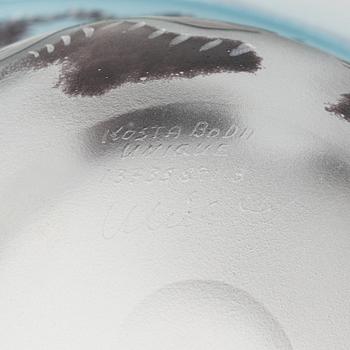 Ulrica Hydman-Vallien, a unique glass bowl from Kosta Boda.