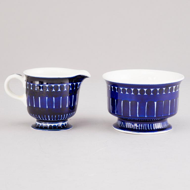 ULLA PROCOPÉ, A 21-piece 'Valencia' tea set for Arabia, Finland, 1970s.