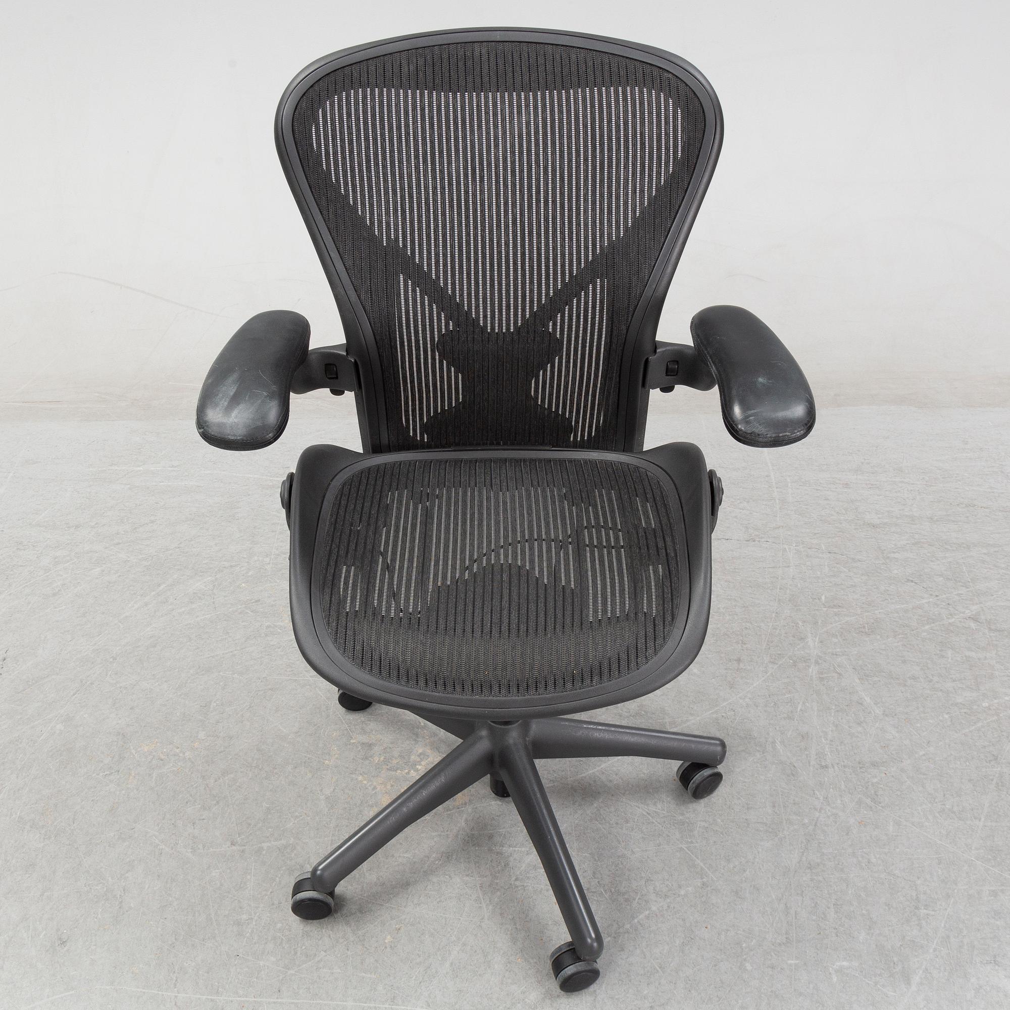 Don Chadwick/Bill Stumpf, deskchair  "Aeron", Herman Miller.