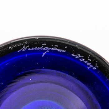 KAJ FRANCK, FLASKA, glas, överdelen av "Kremls klockor", signerad Nuutajärvi Notsjö.