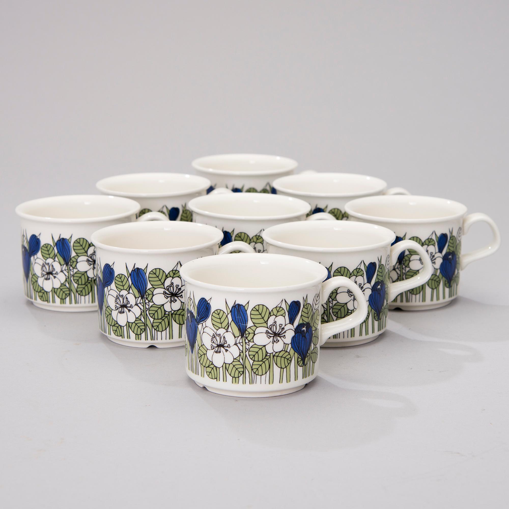 KAHVI-/TEEKUPPEJA, 9 kpl, "Krokus"-koriste Esteri Tomula, Arabia 1978-79.